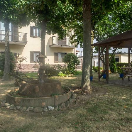 B&B Le Camelie Bareggio Екстериор снимка