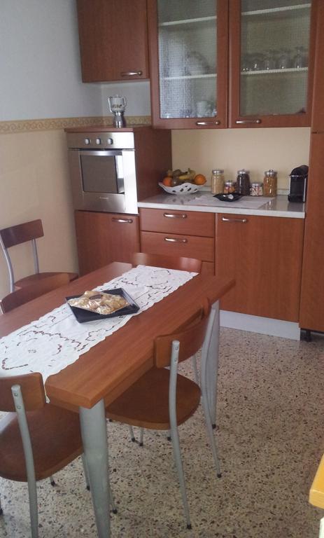 B&B Le Camelie Bareggio Екстериор снимка